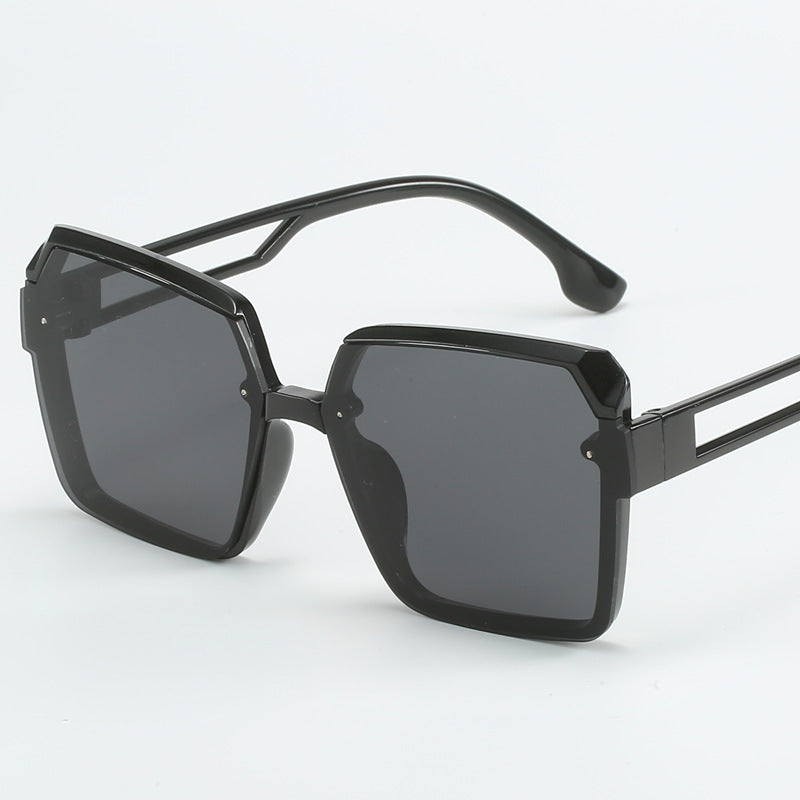 Ladies fashionable square sunglasses with filigree design Kalsten