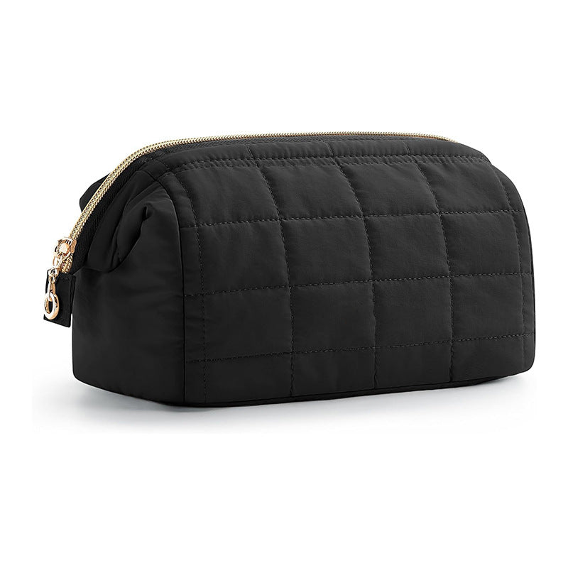 Cosmetic bag with matte finish and zipper Kalsten