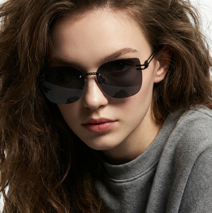 Women's Oversized Sunglasses with Stylish Gradient and Unique Frame Kalsten