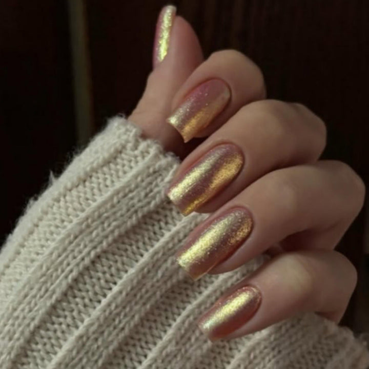 Glossy Reflective Press-On Nail Set Kalsten