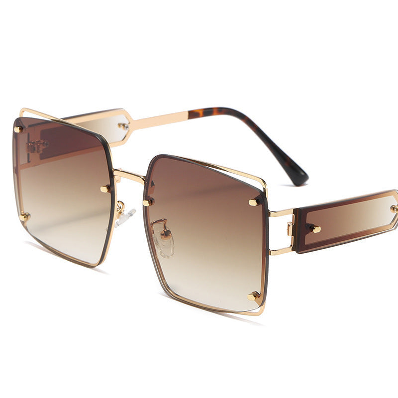 Women's elegant oversized sunglasses with distinctive geometric design Kalsten