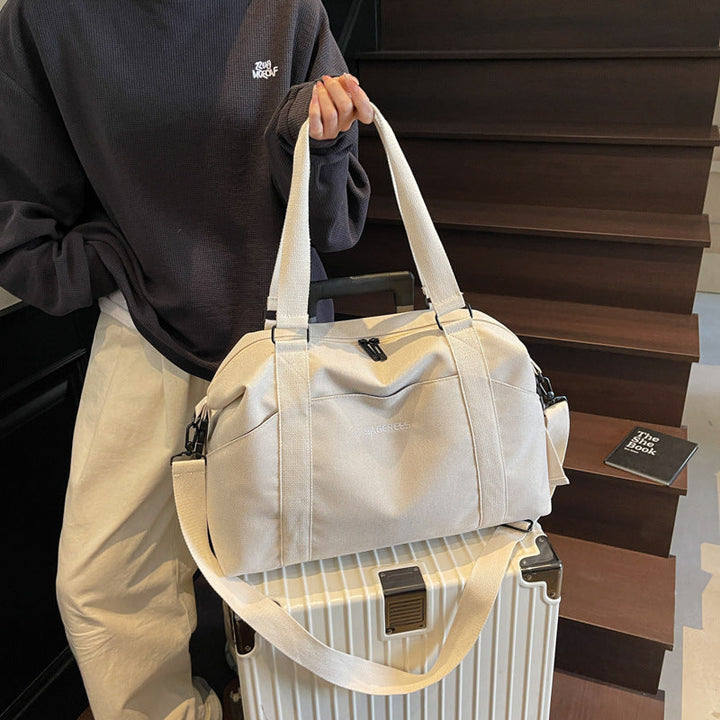 Sporty Weekend Bag With Ergonomic Carrying Options Kalsten
