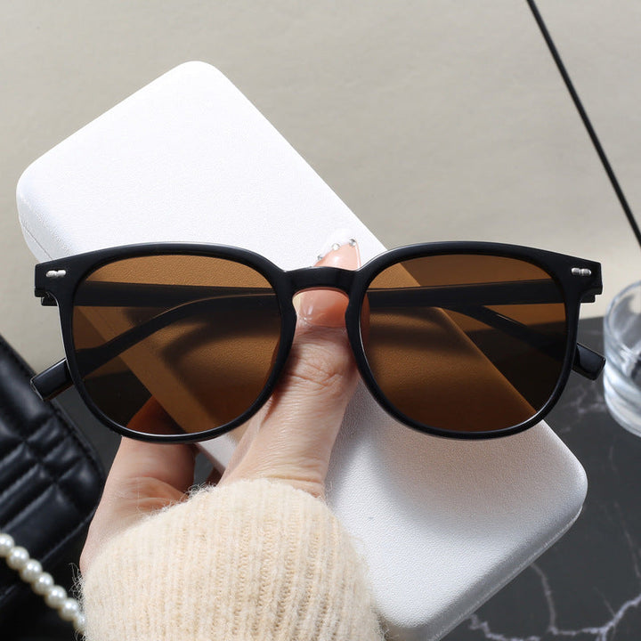 Ladies fashionable sunglasses with transparent frame and elegant design Kalsten