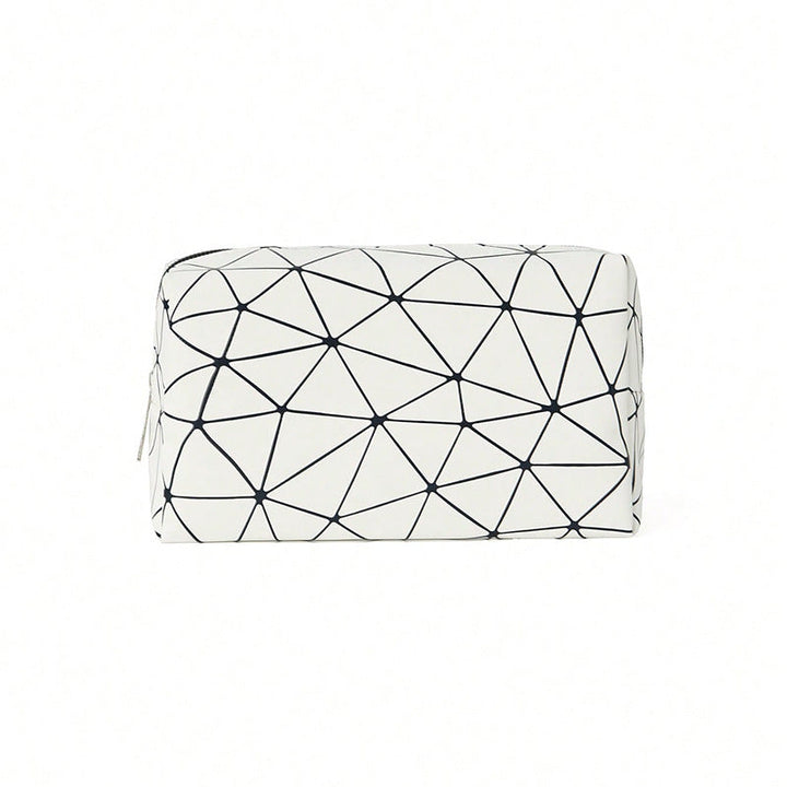 Practical cosmetic bag with 3D structure Kalsten