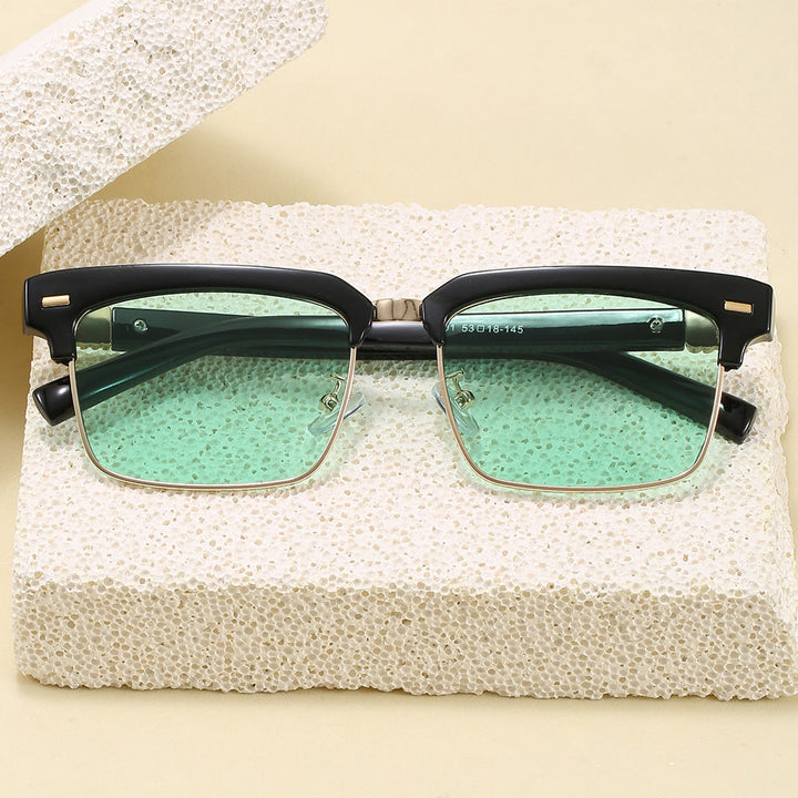 Fashion sunglasses with square frame and stylish design Kalsten