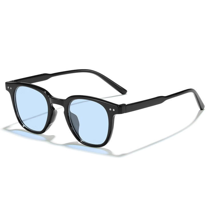 Women's sunglasses in timeless design with simple and sturdy frame Kalsten