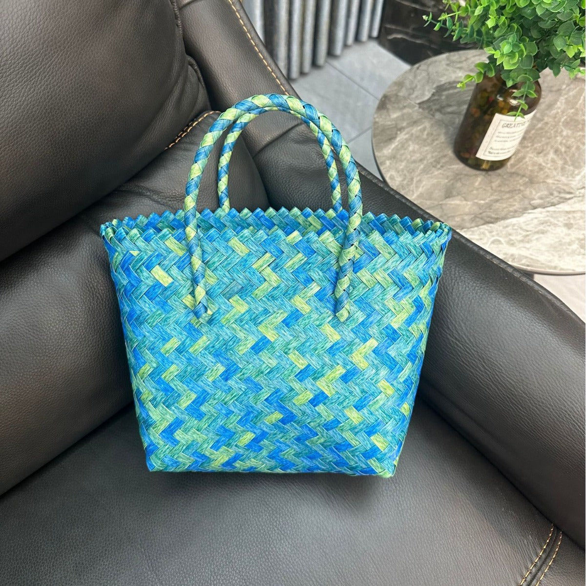 Handcrafted straw bag Acalora