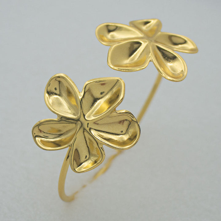 Elegant Flower Cuff Bracelet Kalsten