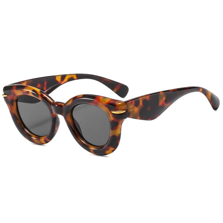 Ladies fashionable sunglasses with elegant silhouette Kalsten