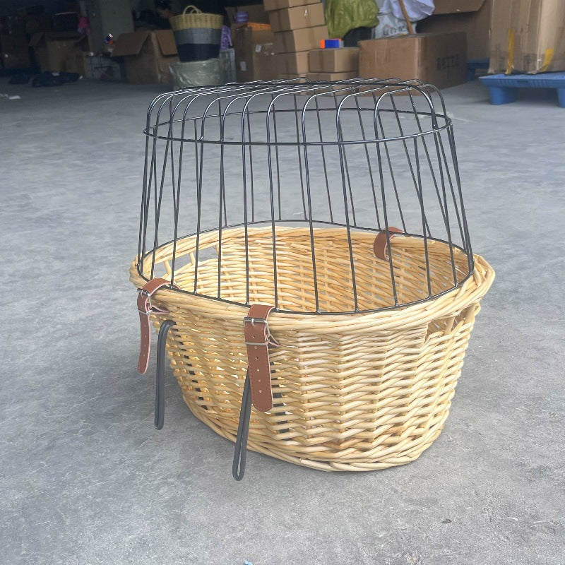 woven rattan bicycle front basket with quick-release mounting system Kalsten