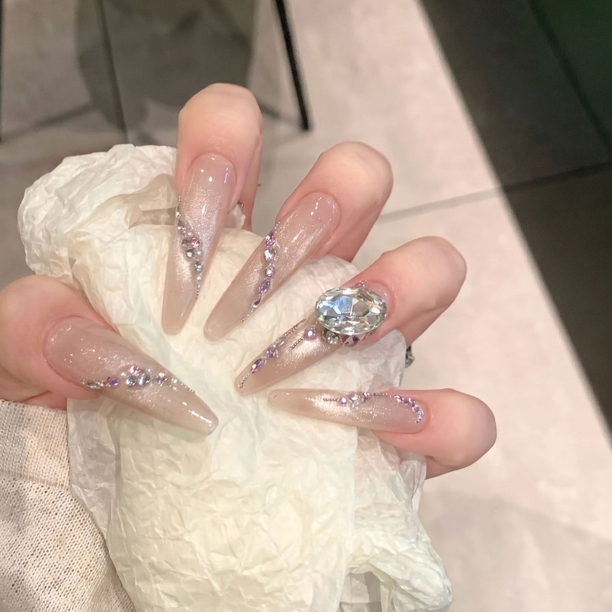 Glamorous Rhinestone-Embellished Stiletto Press-On Nails Acalora
