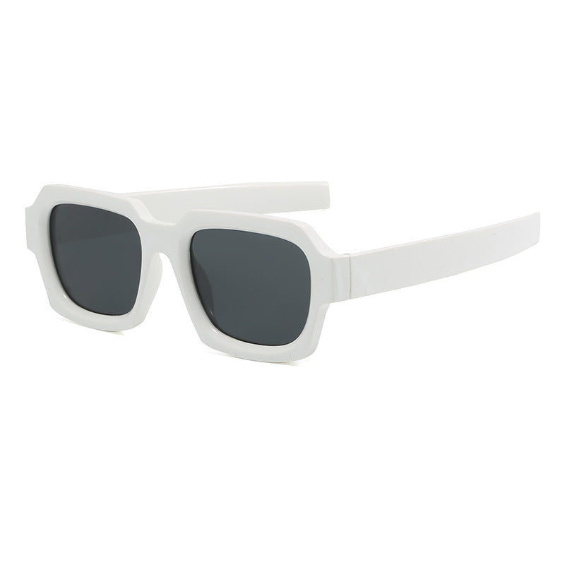 Ladies fashionable stylish square sunglasses with contrasting frame Kalsten