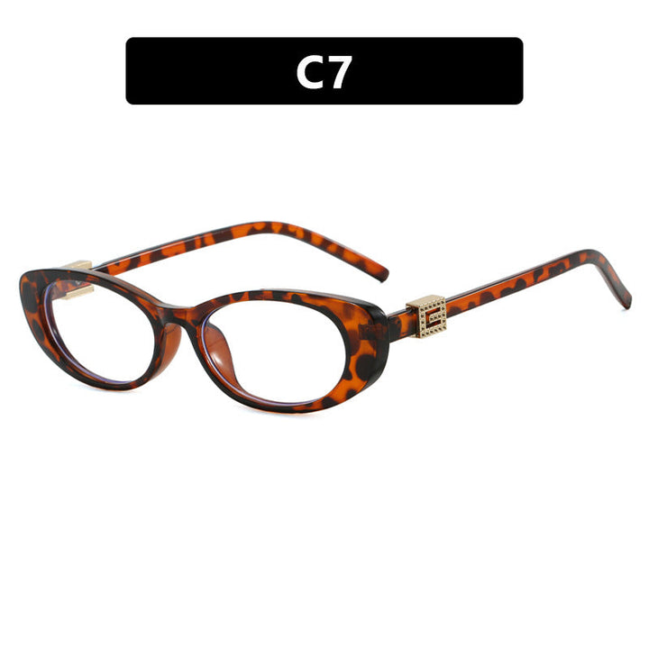 Women elegant Cat-Eye sunglasses with fine accents Kalsten