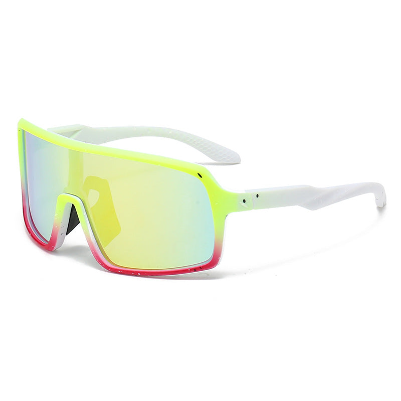 Ladies fashionable sunglasses in a futuristic design with large lenses Kalsten