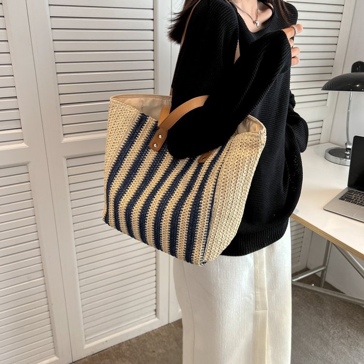 Durable and Stylish Handbag Kalsten