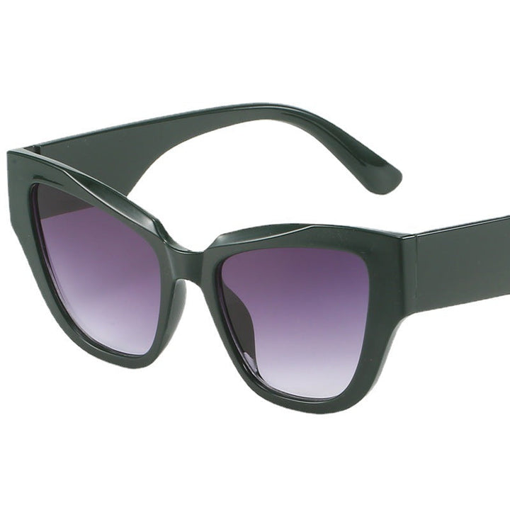 Women's Cat Eye Sunglasses with extravagant Leopard Print Kalsten