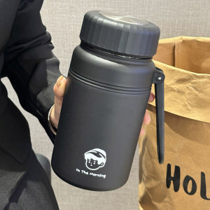 Women’s insulated carafe with ergonomic carrying handle and innovative closure system Kalsten