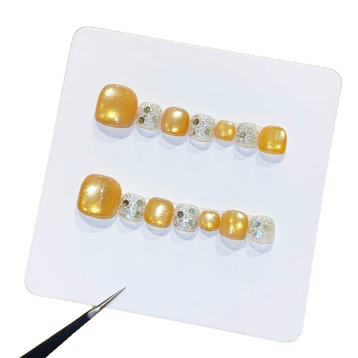 Artificial nails with glamorous glitter effect and trendy design Kalsten
