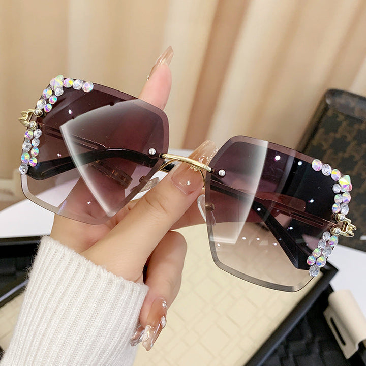 Ladies sunglasses with extravagant rhinestone frame Kalsten