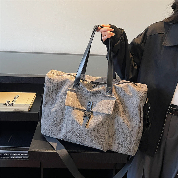 Modular and Durable Briefcase Kalsten