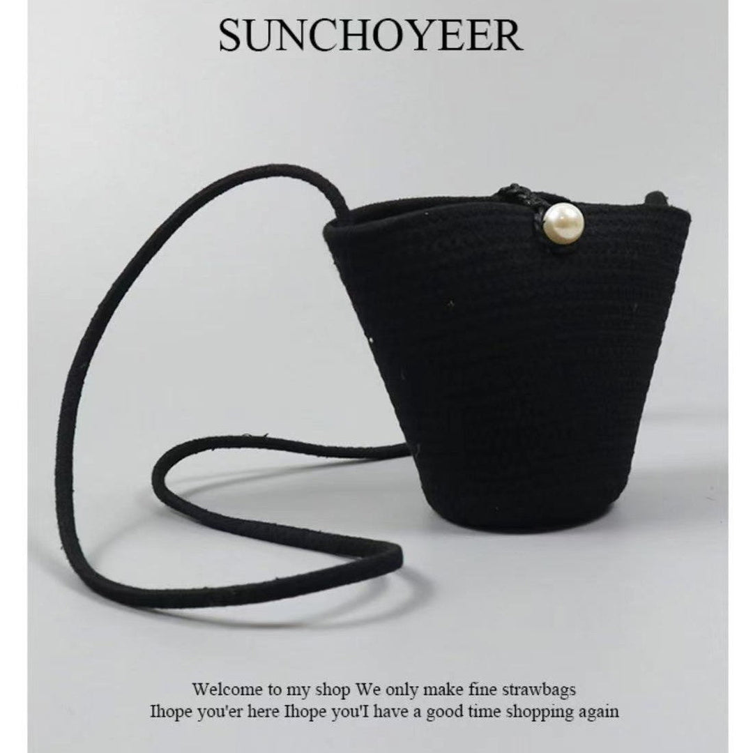 Elegant Handbag with Pearl Closure Kalsten