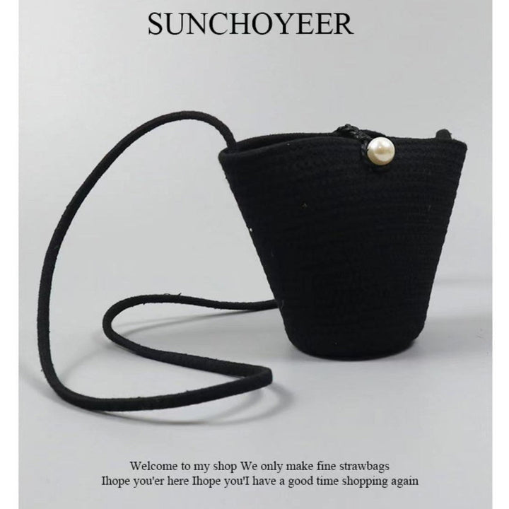 Elegant Handbag with Pearl Closure Kalsten
