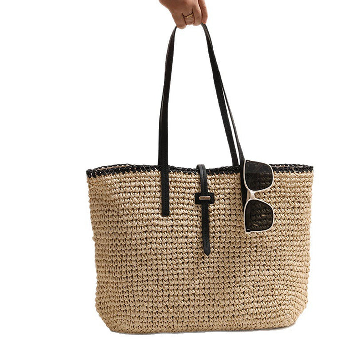 Stylish and spacious wicker bag Kalsten