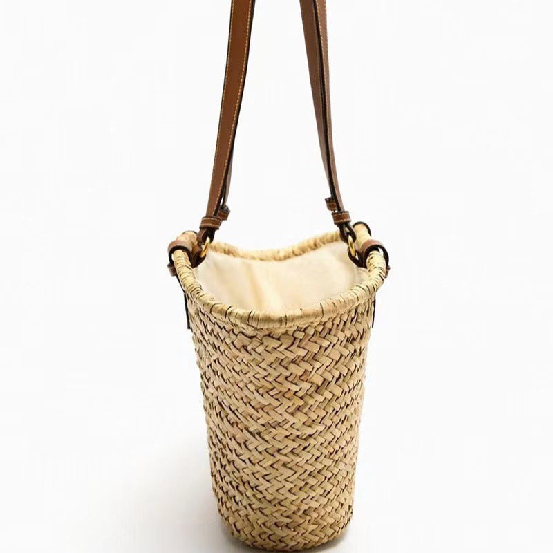 Elegant braided tote bag with leather handles Kalsten