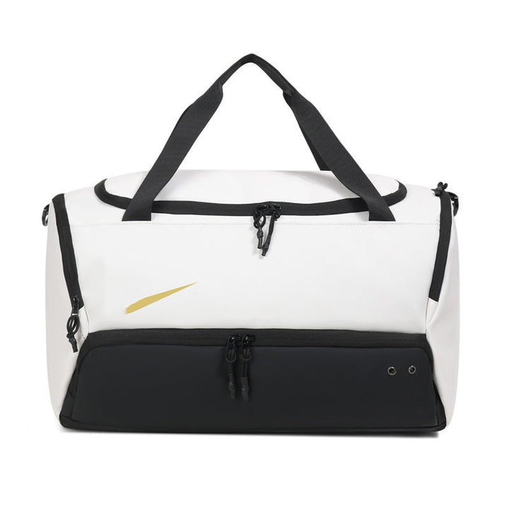Sporty travel bag with intelligent organization system Kalsten