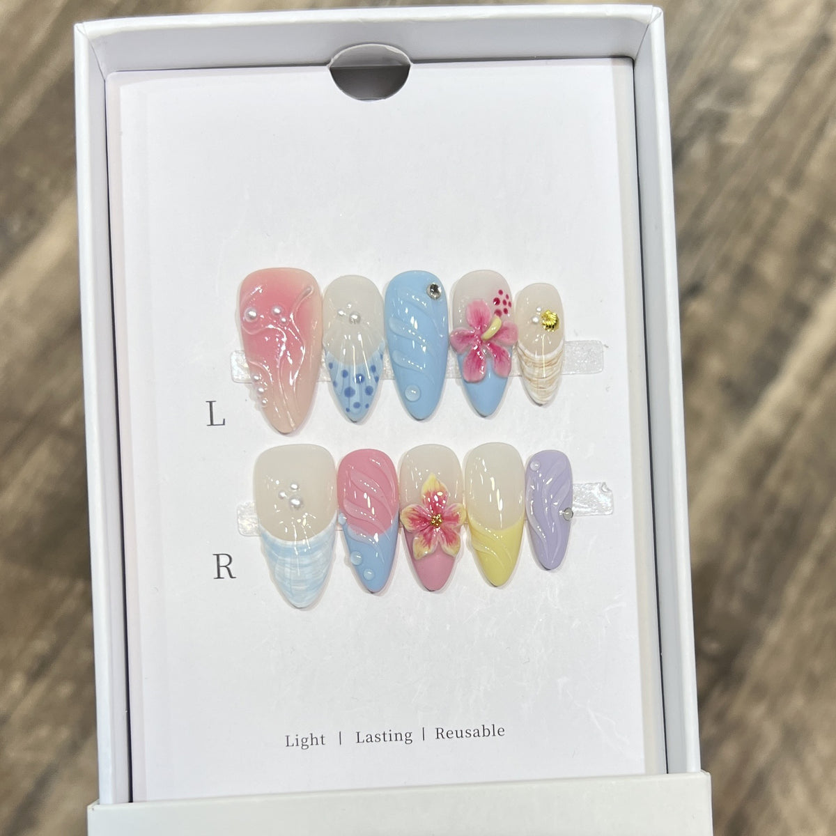 Reusable Press-On Nail Set Acalora