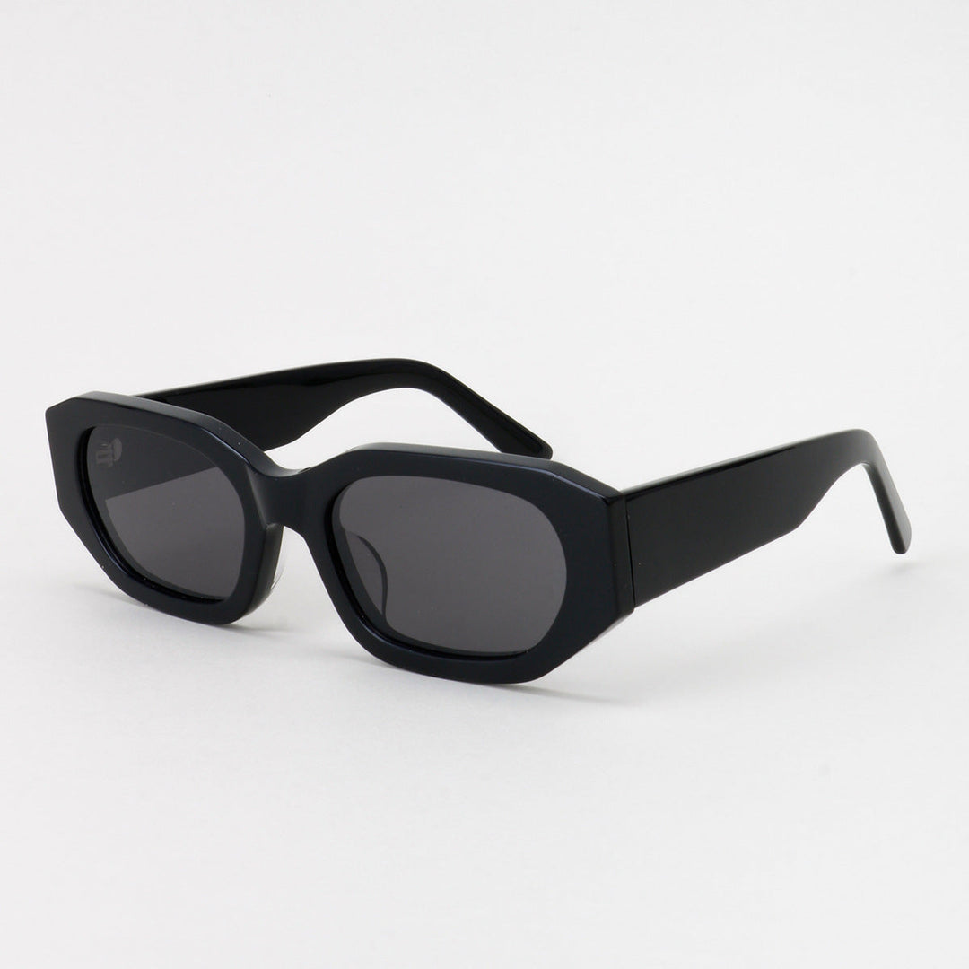 Women's fashionable sunglasses in stylish, oversized design Kalsten