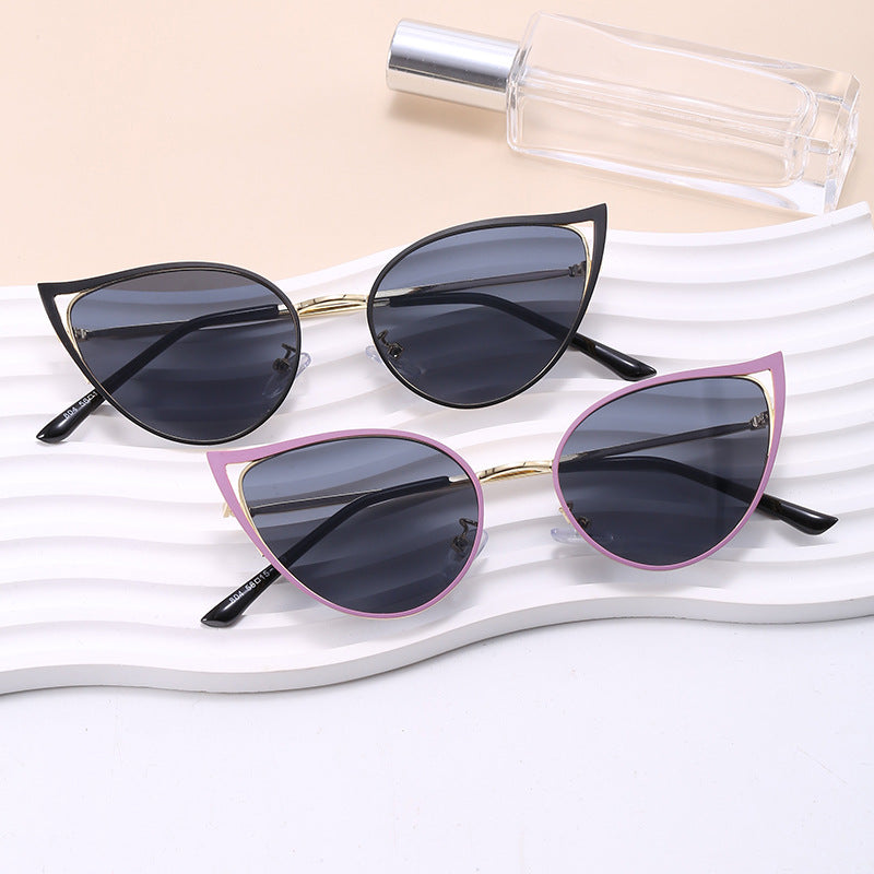 Women's Cat-Eye Sunglasses with Elegant Metal Frame and UV Protection Kalsten