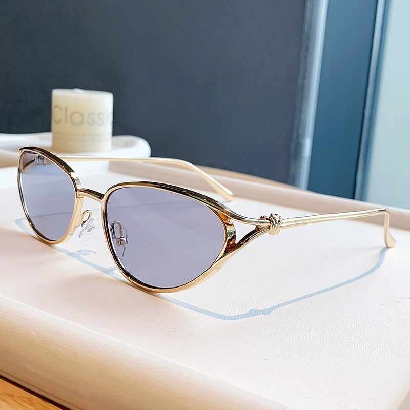 Women Cat-Eye Sunglasses with Elegant Golden Frame and Polarized Lenses Kalsten