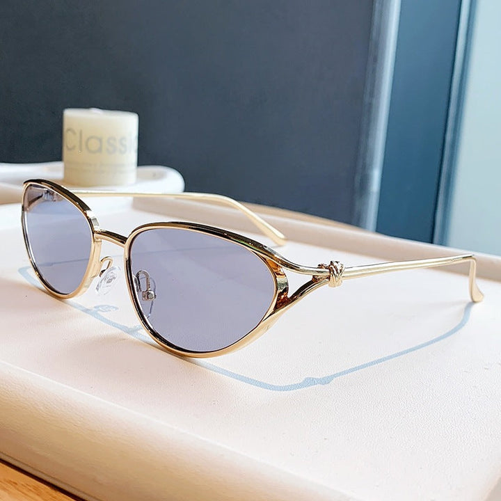 Women Cat-Eye Sunglasses with Elegant Golden Frame and Polarized Lenses Kalsten