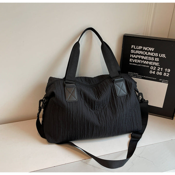 Durable sports and travel bag with ergonomic design Kalsten