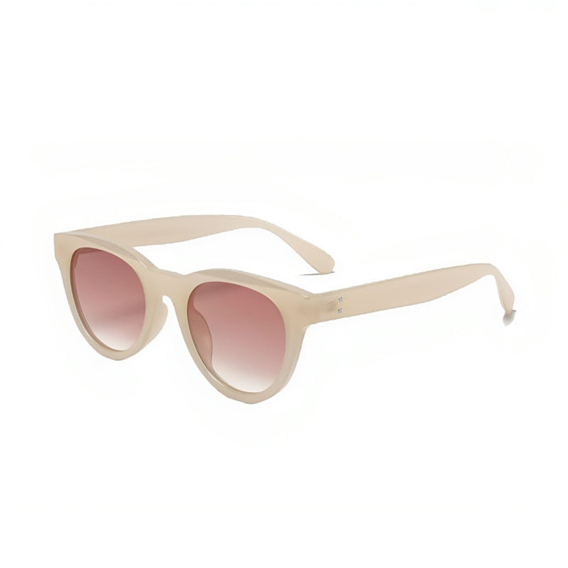 Women Fashionable Oversized Sunglasses in Elegant, Curved Design Kalsten