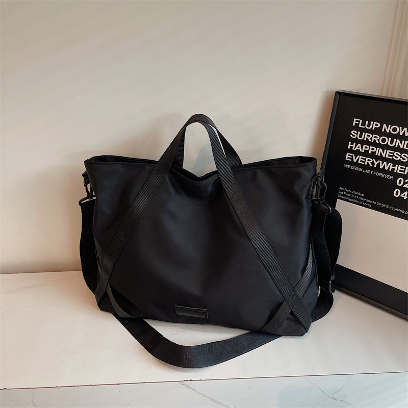 Comfortable everyday shoulder bag Kalsten