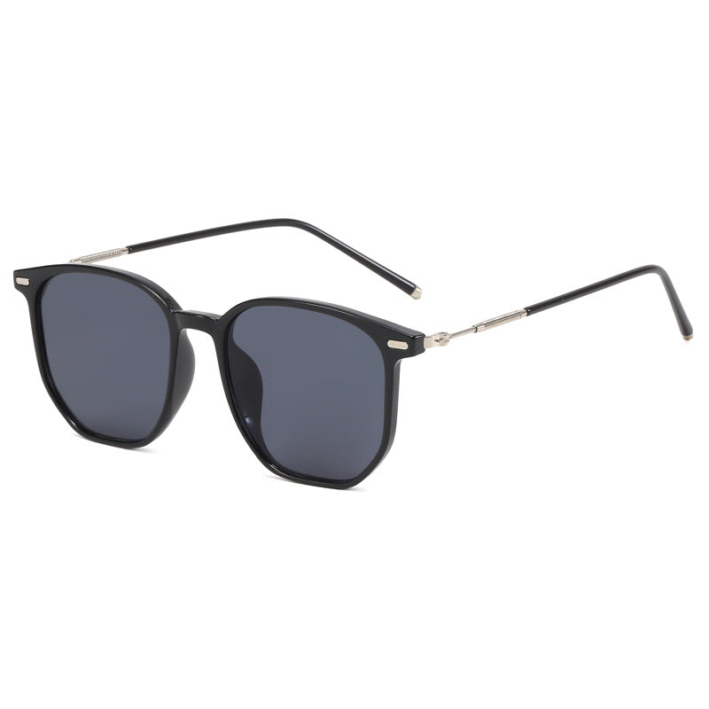 Ladies Fashion Glasses in Timeless Square Design Kalsten