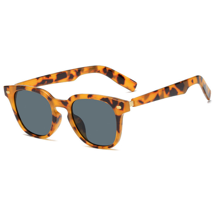 Ladies fashionable corrective glasses with elegant plastic frame and golden accents Kalsten
