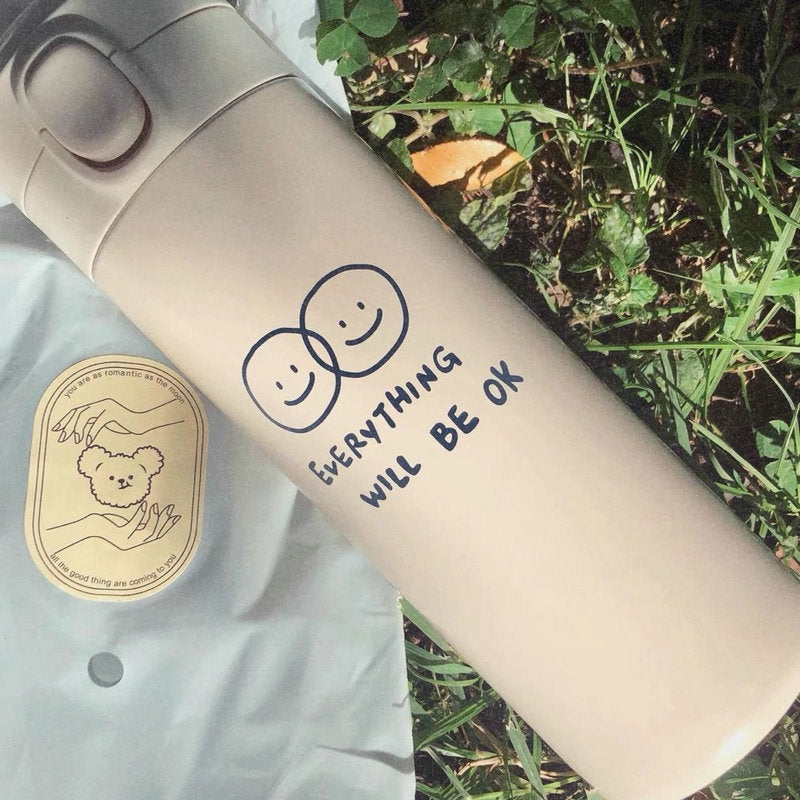 Women's insulated drinking bottle with innovative safety closure and cheerful Kalsten motif
