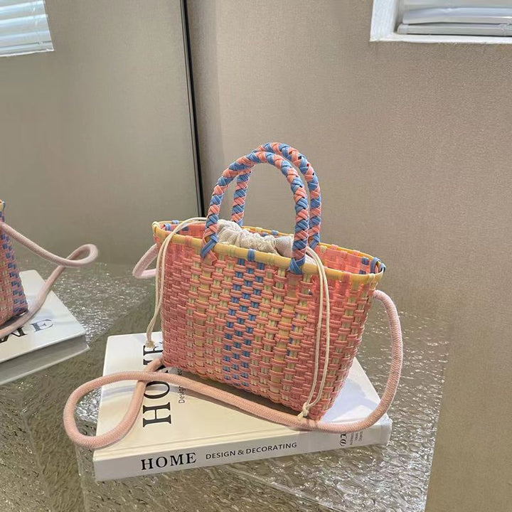 Playful handbag made of braided materials Kalsten