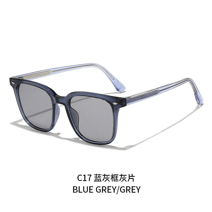 Women stylish sunglasses in elegant tortoise shell design Kalsten