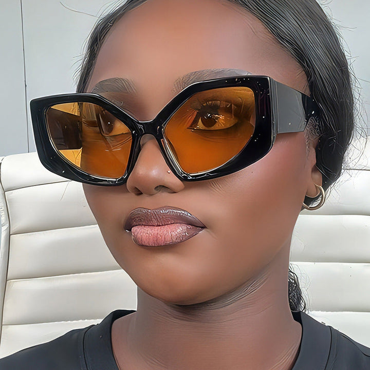 Women's striking sunglasses with oversized design and stylish gradient Kalsten