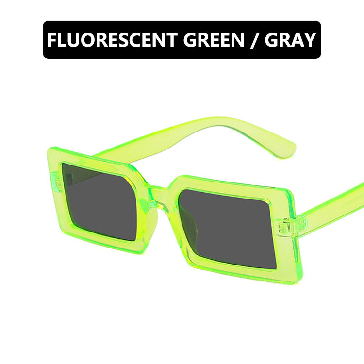Women's square sunglasses with modern, wide frame and protective UV filter Kalsten