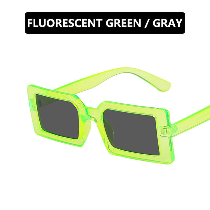 Women's square sunglasses with modern, wide frame and protective UV filter Kalsten