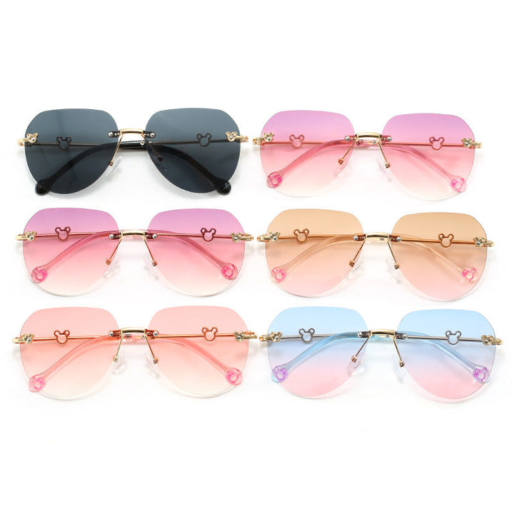 Women's lightweight geometric sunglasses with unique frame and mirrored lenses Kalsten