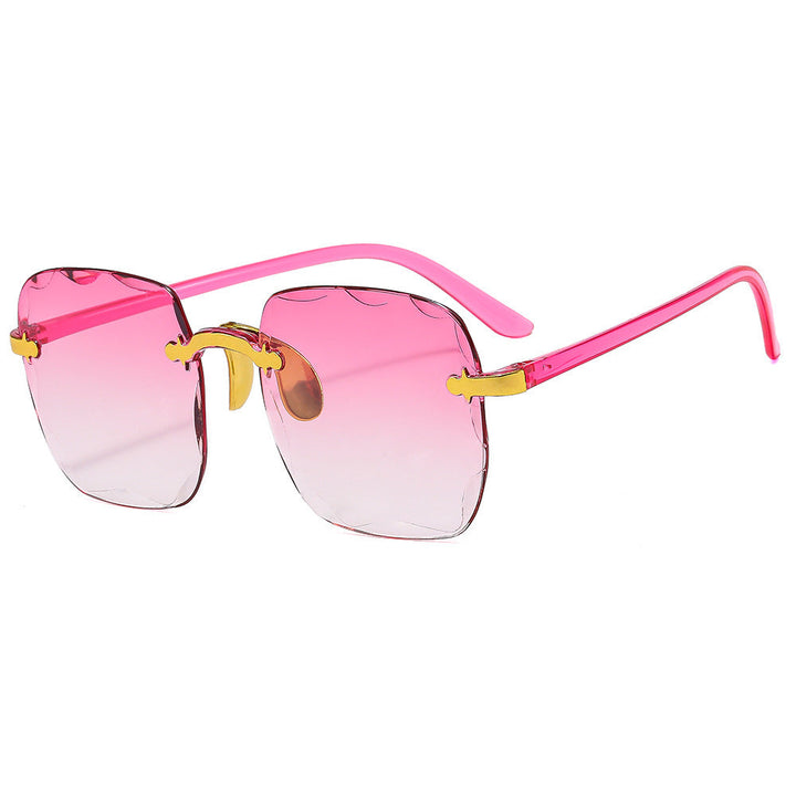 Ladies oversized sunglasses with unique design elements Kalsten