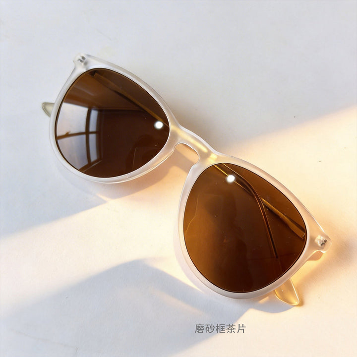 Women's fashionable cat-eye sunglasses with high-quality plastic frame and polarized lenses Kalsten