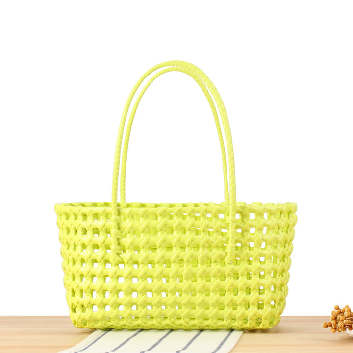 Stylish willow bag with modern grid design Kalsten