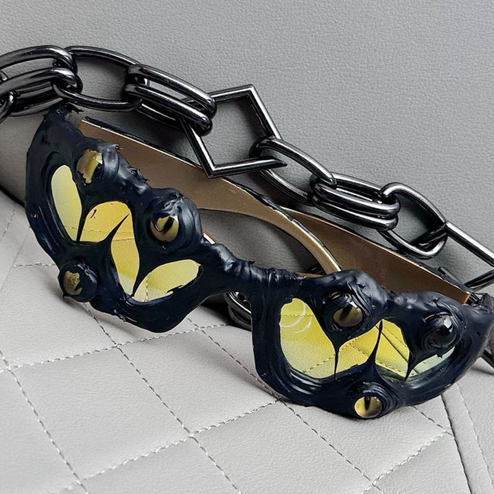 Ladies extravagant sunglasses with unique frame and eye-catching detail Kalsten